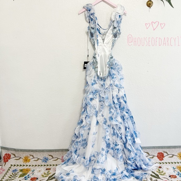 NWT Mac Duggal Floral Lace Up Tie Back Ruffle Shoulder Embellished Gown - Picture 9 of 15